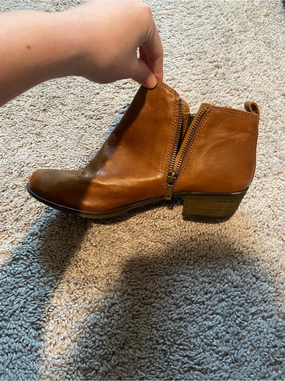 New without Box Leather Brown Lucky Basel Bootie Size 9 - Picture 5 of 14